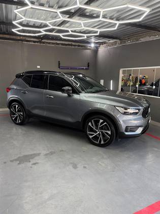 VOLVO XC40 2.0 T5 GASOLINA R-DESIGN AWD GEARTRONIC